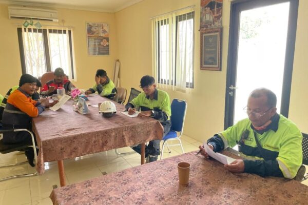 Survei Primer & Diskusi AMDAL: Tambang Batuan Andesit Kab. Bogor Survei Primer & Diskusi AMDAL: Tambang Batuan Andesit Kab. Bogor